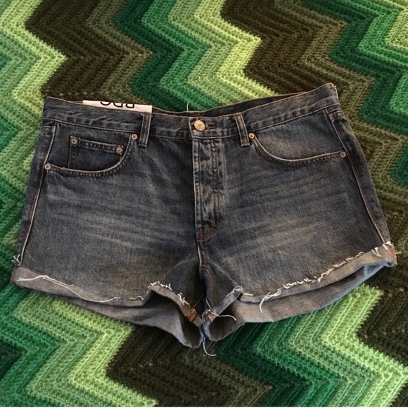 NWT BDG short super high rise cheeky denim jean - Picture 6 of 6